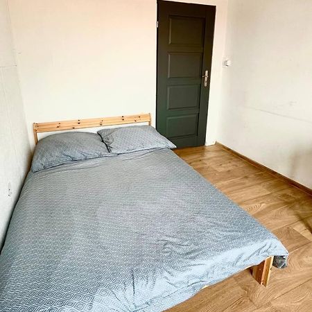 Comfy, Nice And Small Room In Краков Экстерьер фото
