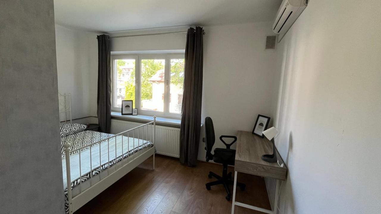 Comfy, Nice And Small Room In Краков Экстерьер фото